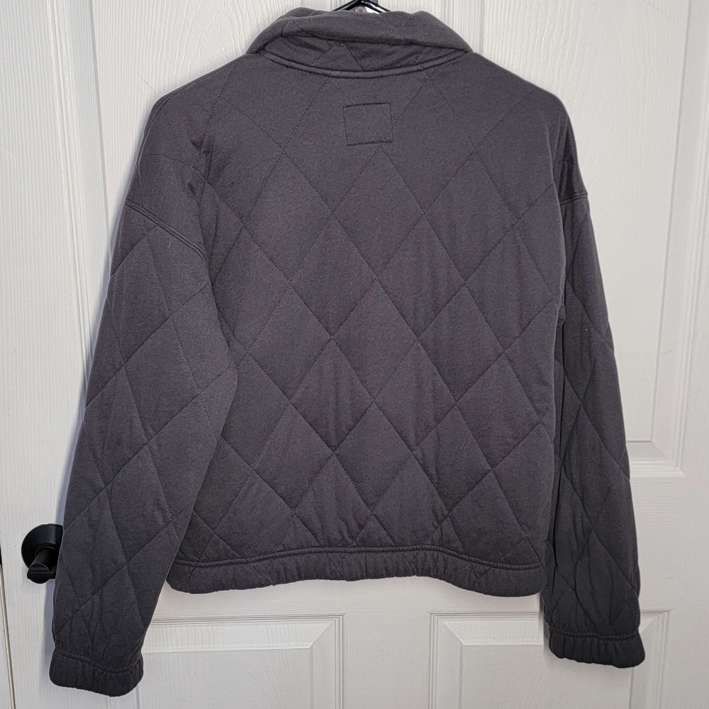 Abercrombie & Fitch Soft A&F Collection Quilted Quarter Zip Sweatshirt - Picture 2 of 11